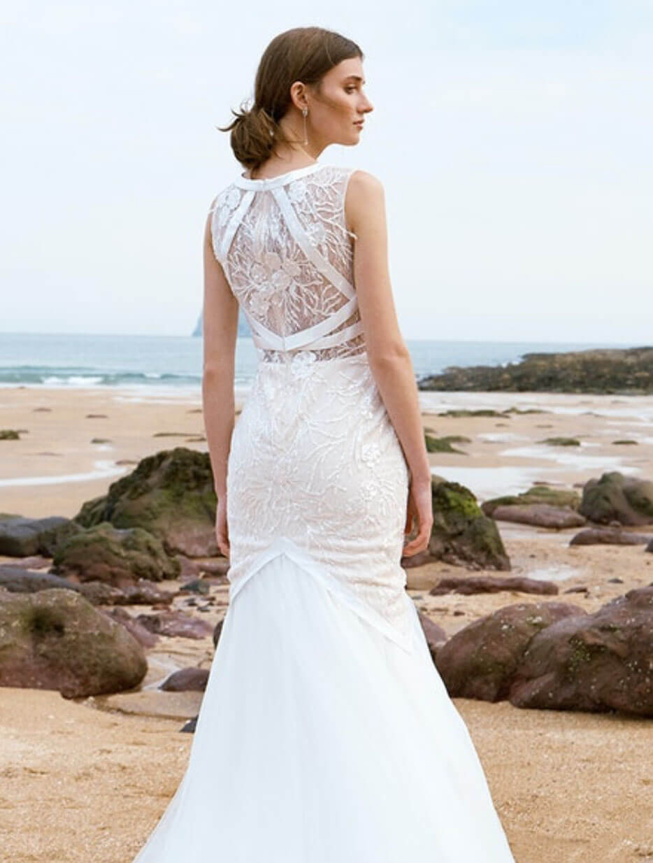 relaxed wedding dresses uk