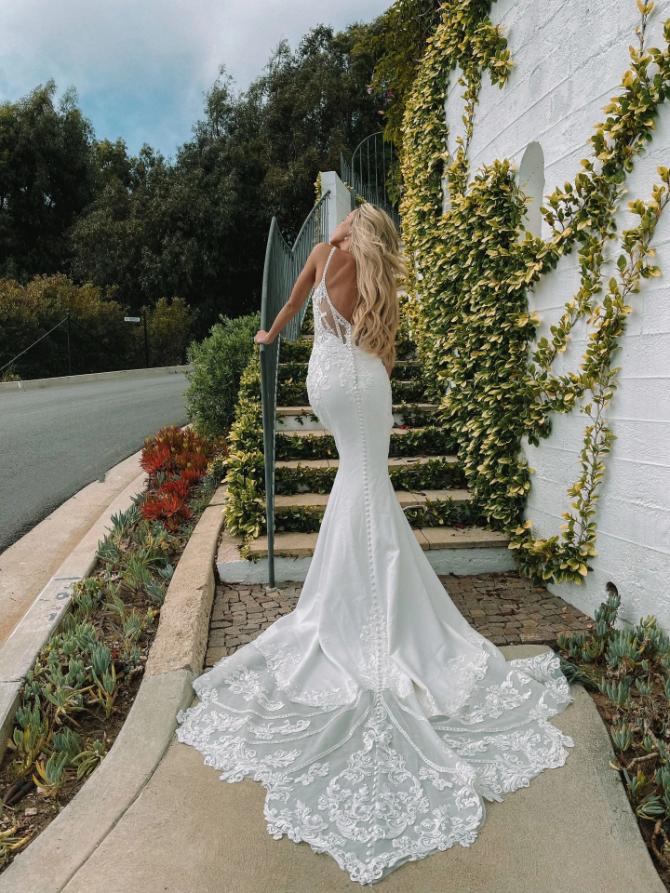 Martina Liana Wedding Dresses | Eleganza Sposa - Lidia | Eleganza Sposa